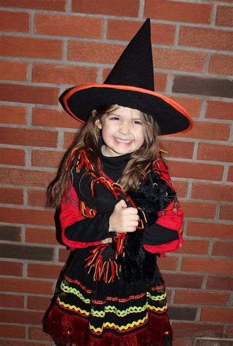 The Dani Witch Costume: A Timeless Halloween Icon
